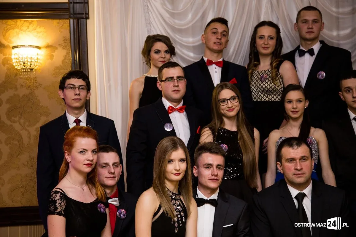 Zobacz zdjęcia i wideo ze studniówek w Ostrowi i powiecie