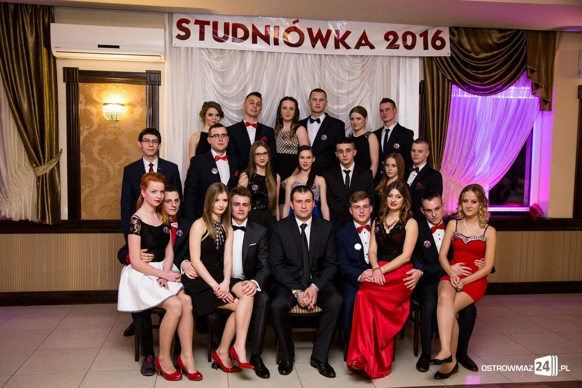 Zobacz zdjęcia i wideo ze studniówek w Ostrowi i powiecie