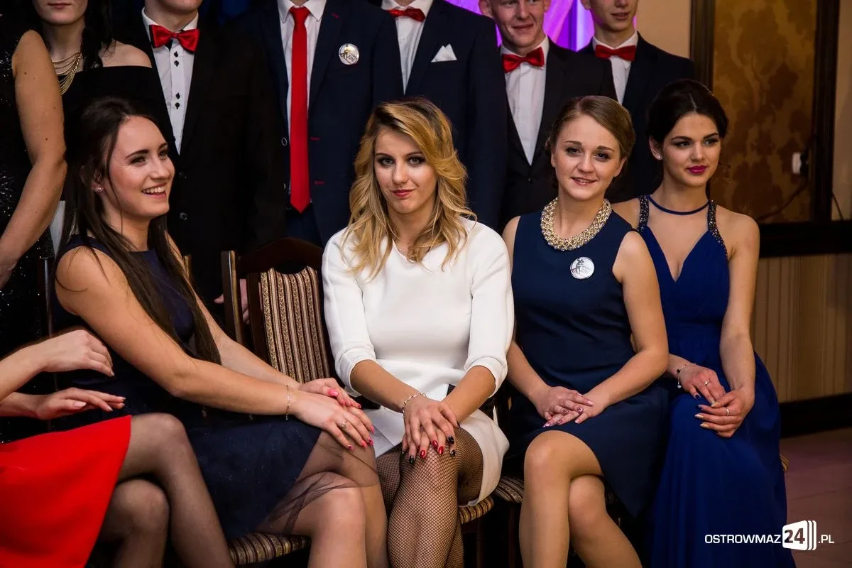 Zobacz zdjęcia i wideo ze studniówek w Ostrowi i powiecie