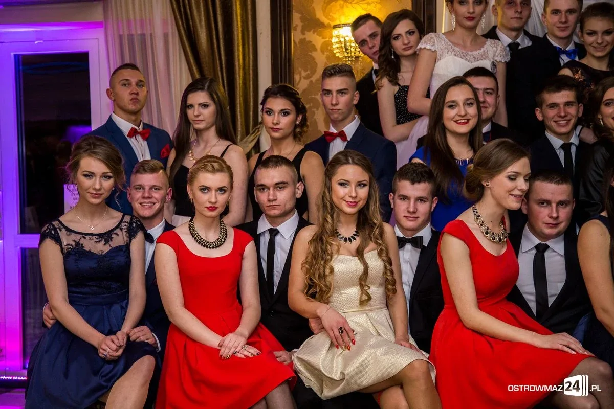 Zobacz zdjęcia i wideo ze studniówek w Ostrowi i powiecie