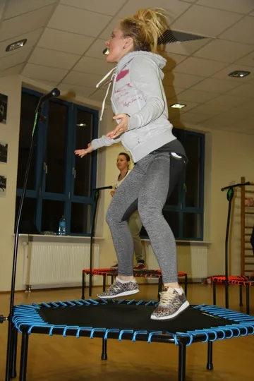 W MOSiR ruszają ćwiczenia na trampolinach (zdjęcia)