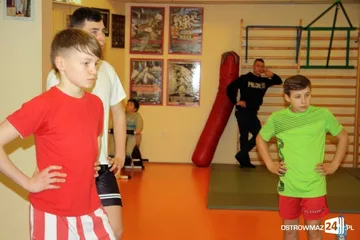 Kickboxing na ferie dla dzieci i młodzieży (zdjęcia)