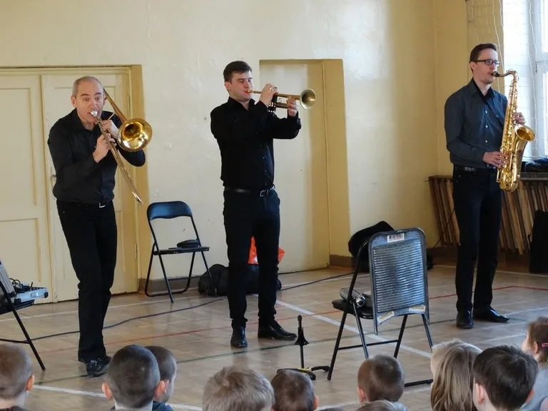 Muzyczny świat dixielandu w SP nr 1 (zdjęcia)