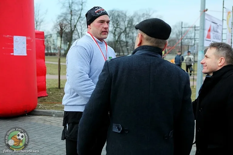 Ostrów pobiegła "Tropem Wilczym" (zdjęcia)