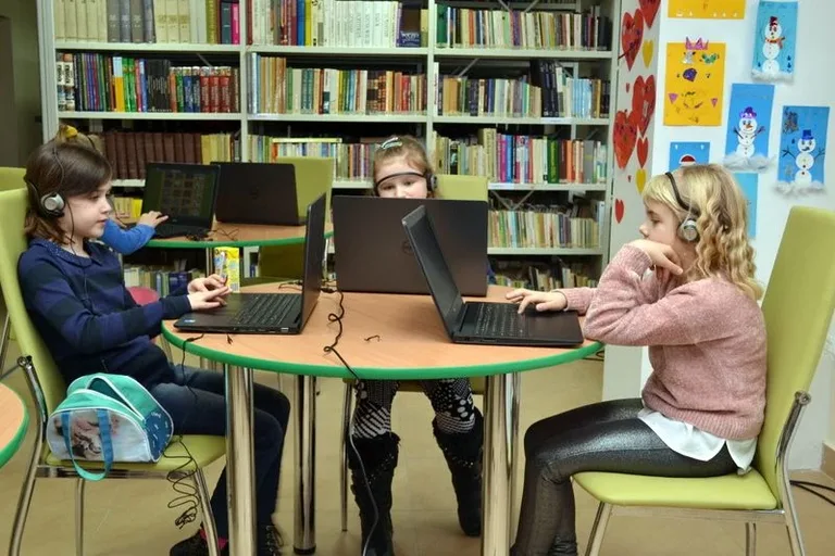 Zimowe hece w brokowskiej bibliotece (zdjęcia)