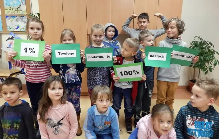 Ostrowscy harcerze dzieciom (zdjęcia)