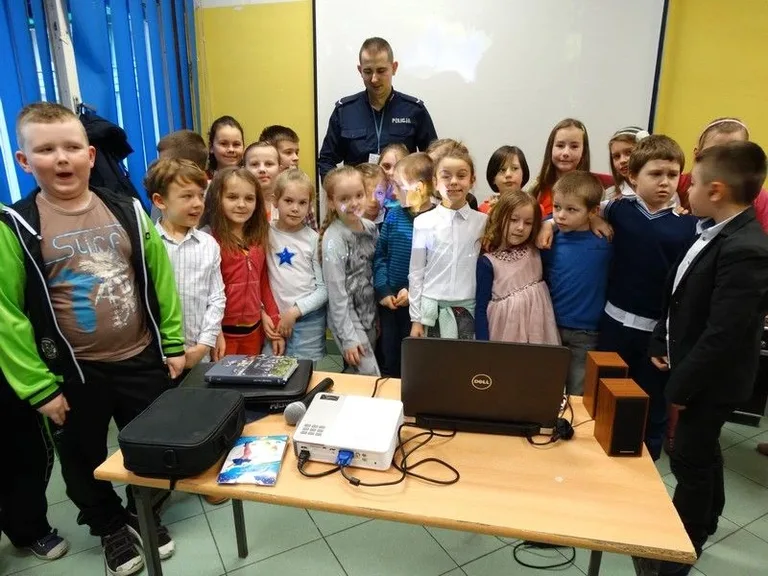 Profilaktycznie w "Jedynce" (zdjęcia)