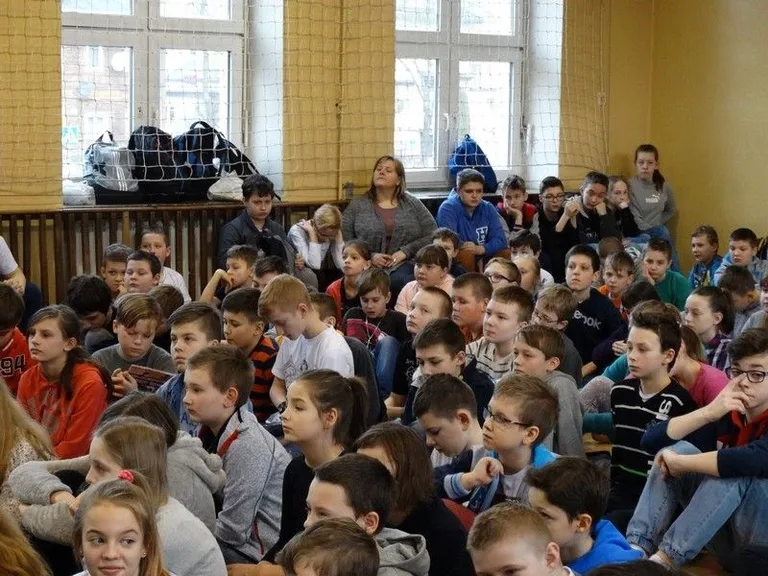 Profilaktycznie w "Jedynce" (zdjęcia)