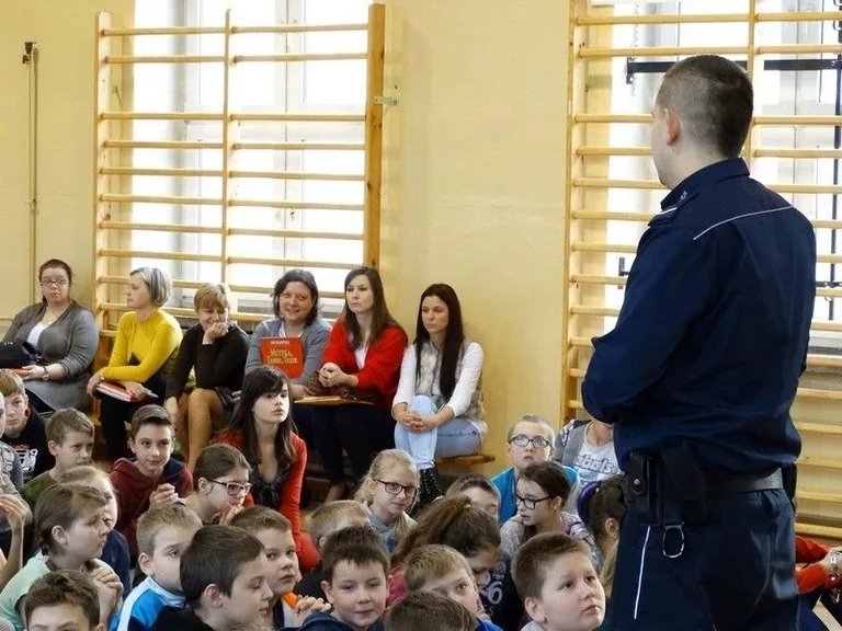 Profilaktycznie w "Jedynce" (zdjęcia)