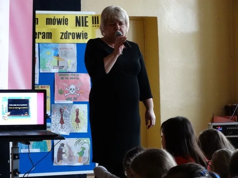 Profilaktycznie w "Jedynce" (zdjęcia)