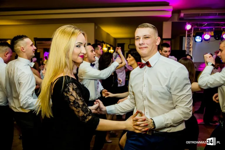 Zobacz zdjęcia i wideo ze studniówek w Ostrowi i powiecie