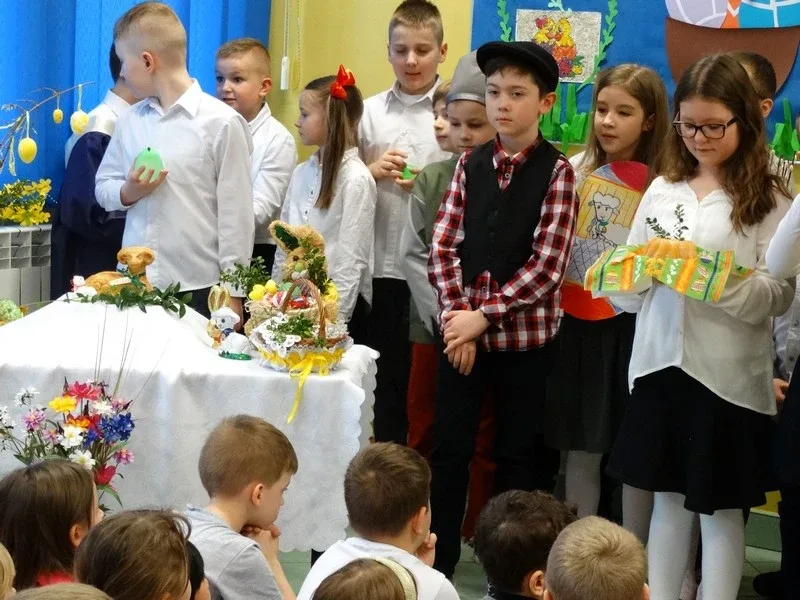 Uroczysty apel wielkanocny w SP nr 1 (zdjęcia)