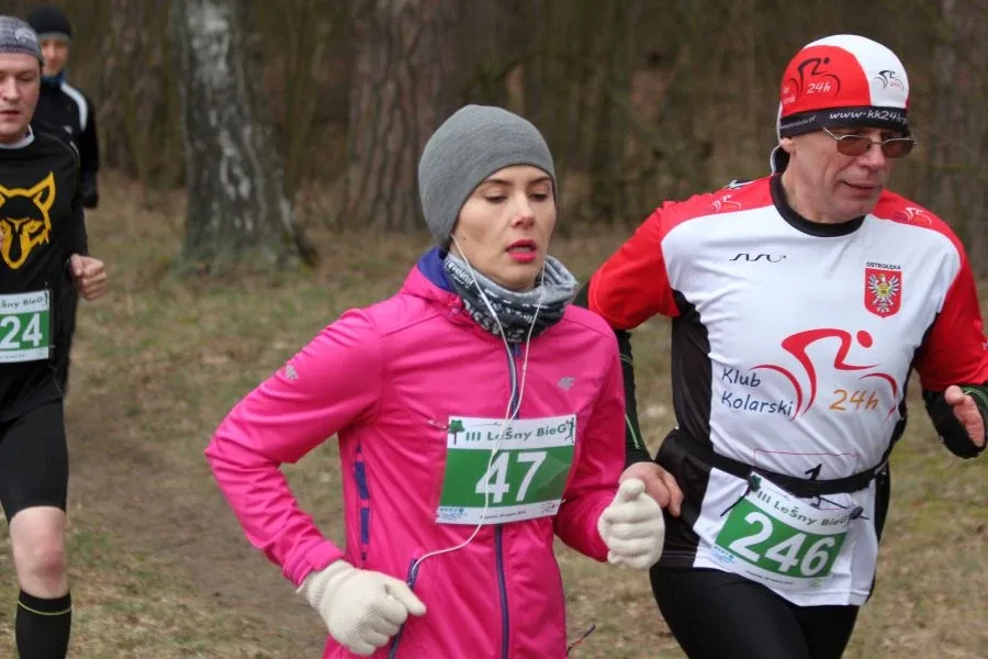 Ludowy KS Ostrowianka w leśnym biegu (zdjęcia, wideo)