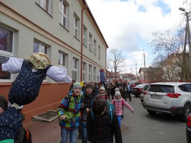 Powitanie wiosny w SP nr 1 (zdjęcia)