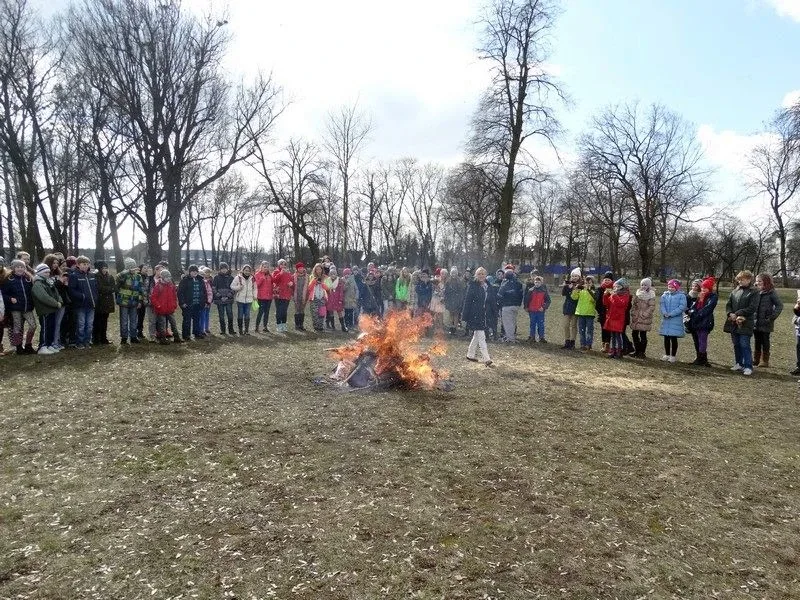 Powitanie wiosny w SP nr 1 (zdjęcia)