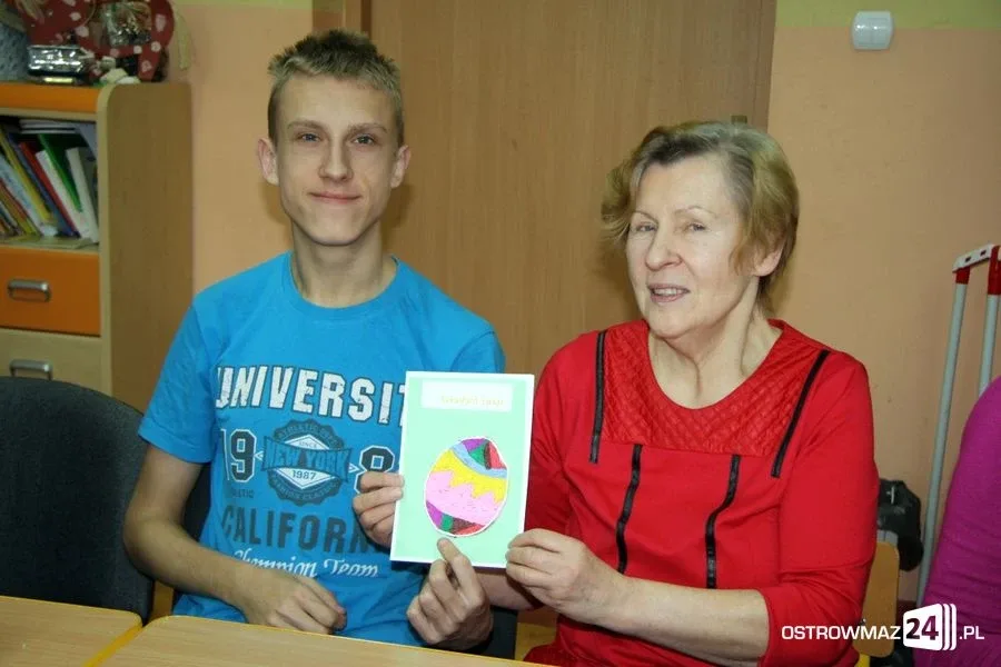Studenci UTW w szkole specjalnej (zdjęcia)