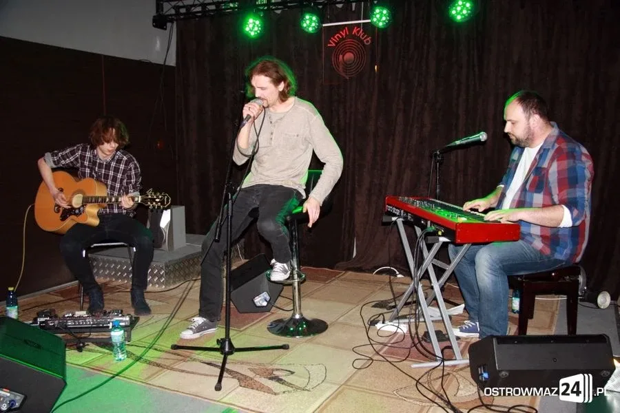 Koncert Gienka Loski w Vinyl Klubie (zdjęcia)