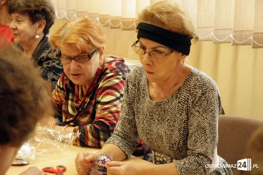 Robili ozdoby świąteczne na rzecz Alana (zdjęcia)