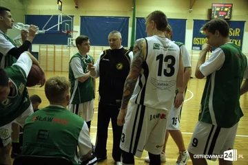 Sokół nadal w grze (zdjęcia)