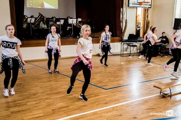 Koncert charytatywny dla Karola (zdjęcia, wideo)