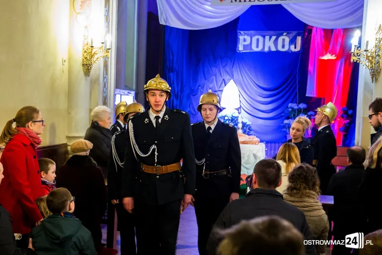 Groby Pańskie w ostrowskich parafiach (zdjęcia)
