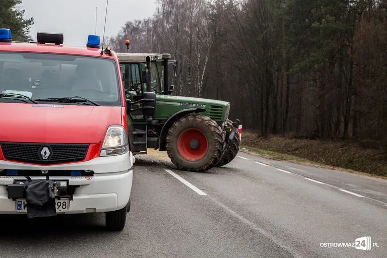 Wypadek w Gniazdowie. Ranna kobieta w ciąży (zdjęcia)