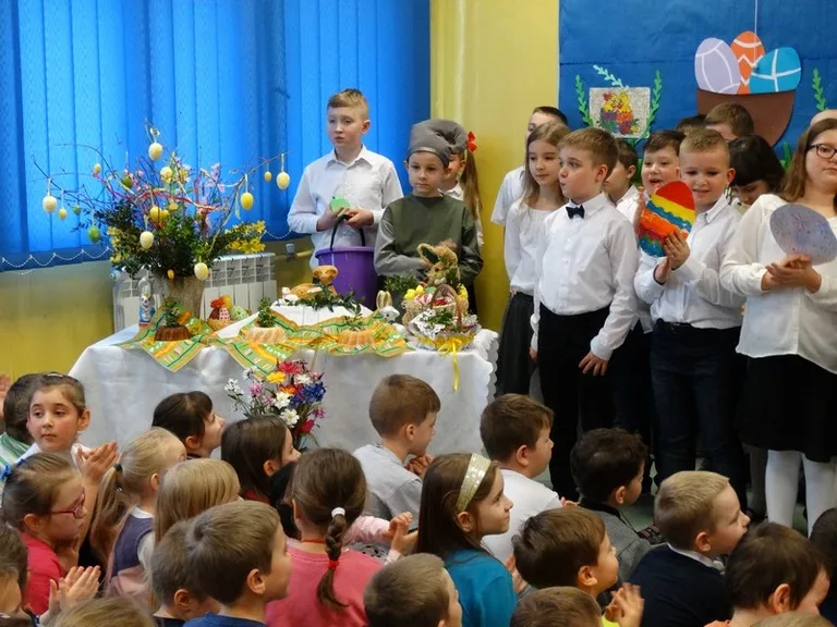 Uroczysty apel wielkanocny w SP nr 1 (zdjęcia)