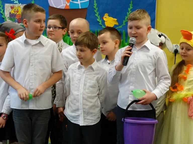 Uroczysty apel wielkanocny w SP nr 1 (zdjęcia)