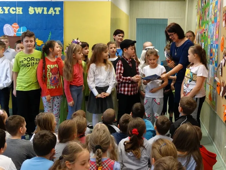 Uroczysty apel wielkanocny w SP nr 1 (zdjęcia)