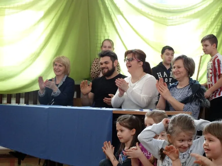 Uczniowie ZSP nr 1 powitali wiosnę (zdjęcia)
