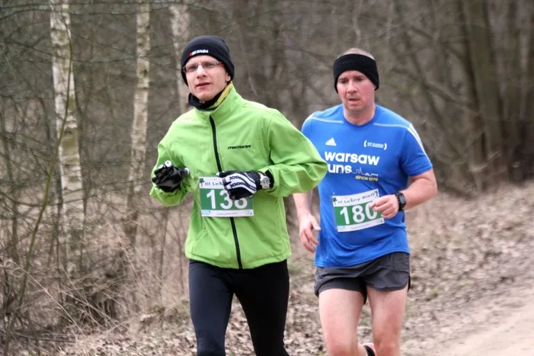 Ludowy KS Ostrowianka w leśnym biegu (zdjęcia, wideo)