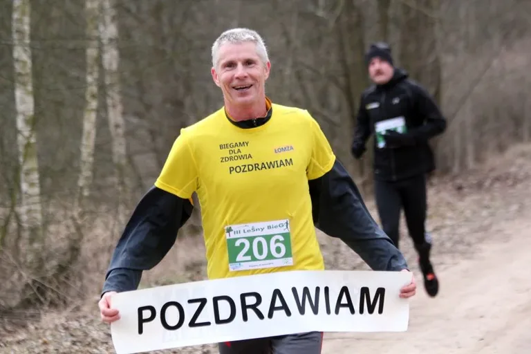 Ludowy KS Ostrowianka w leśnym biegu (zdjęcia, wideo)