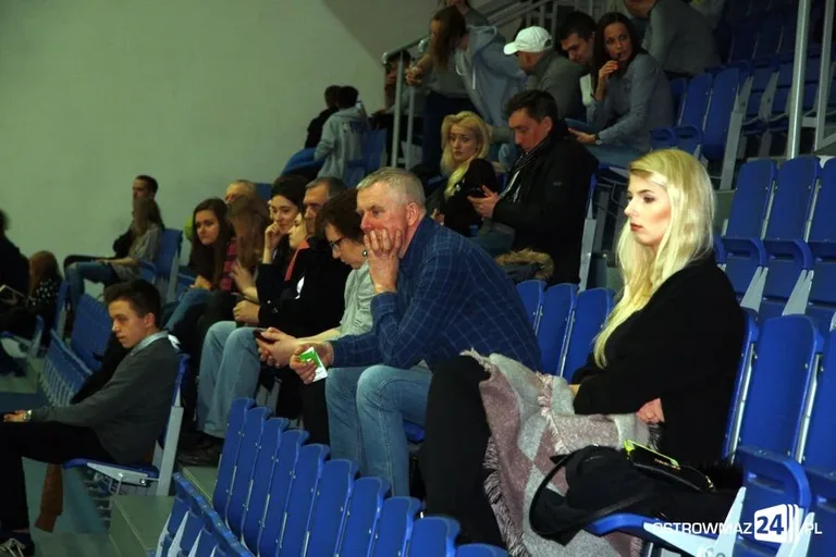 Sokół nadal w grze (zdjęcia)