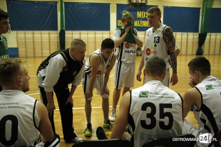 Sokół nadal w grze (zdjęcia)