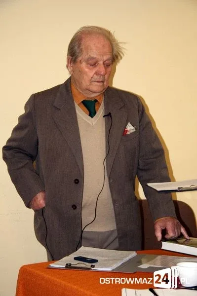"Spacerkiem po Ostrowi" z rtm. Pileckim (zdjęcia)