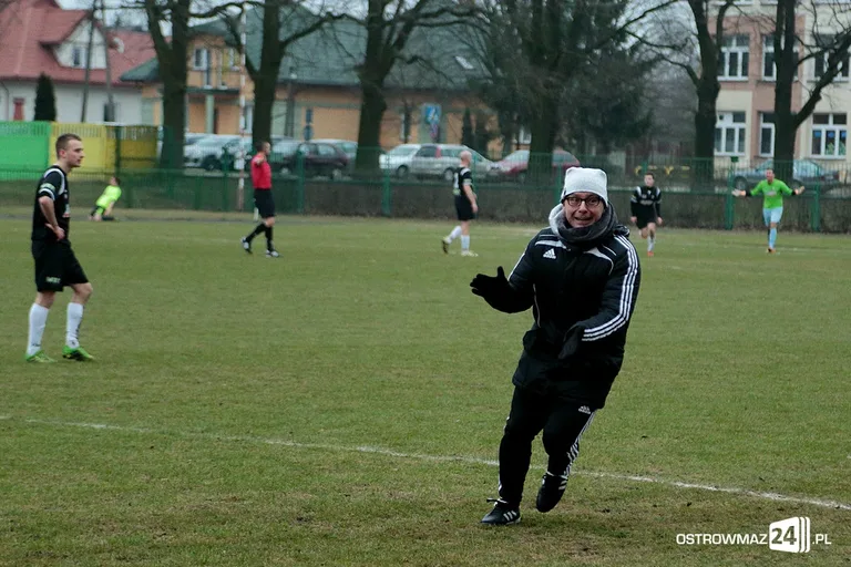 Ostrovia gromi wicelidera na inaugurację rundy (zdjęcia)