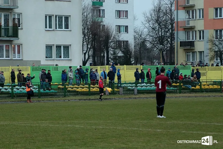 Ostrovia pnie się na szczyt (zdjęcia)