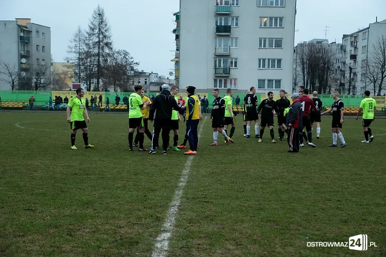 Ostrovia pnie się na szczyt (zdjęcia)