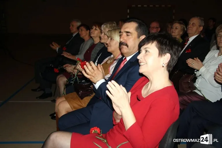 Powiatowy Dzień Kobiet (zdjęcia, wideo)