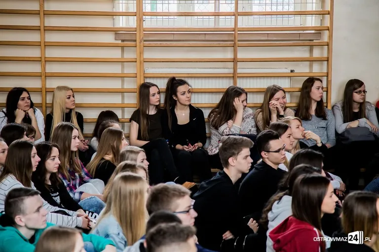 Koncert charytatywny dla Karola (zdjęcia, wideo)
