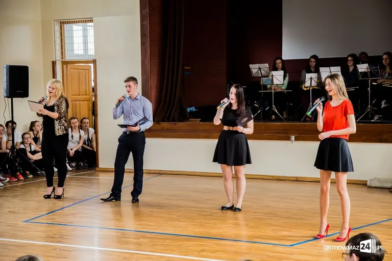 Koncert charytatywny dla Karola (zdjęcia, wideo)