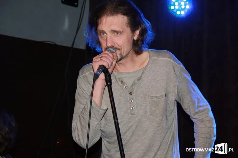 Koncert Gienka Loski w Vinyl Klubie (zdjęcia)