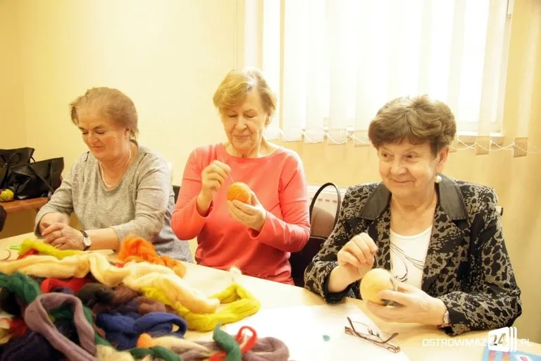 Robili ozdoby świąteczne na rzecz Alana (zdjęcia)