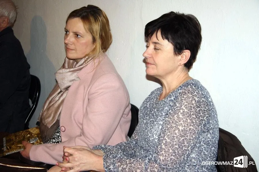 Spotkanie z ks. Figlem w bibliotece (zdjęcia)