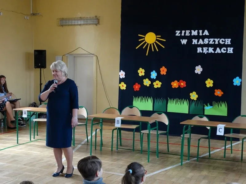 Uczniowie SP nr 1 uczcili Dzień Ziemi (zdjęcia)