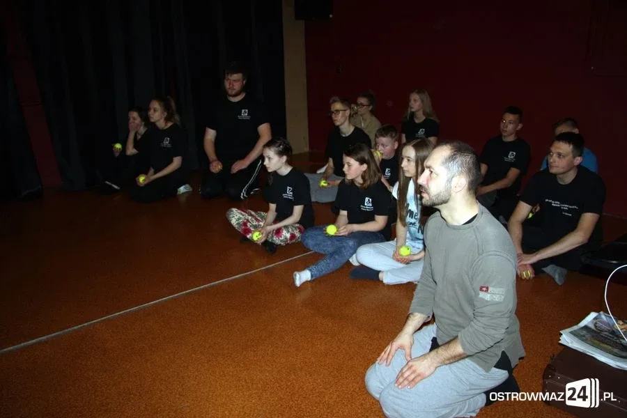 Warsztaty teatralne w Kotłowni (zdjęcia)