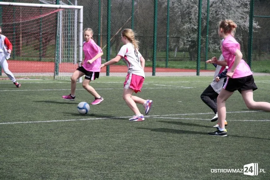 Szkolna liga piłki nożnej (zdjęcia)