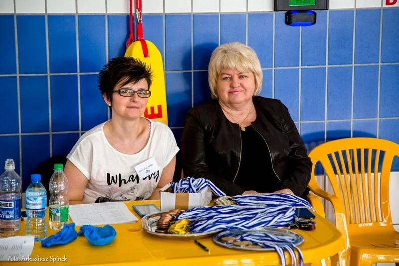 Mistrzostwa szkoły w pływaniu (zdjęcia)