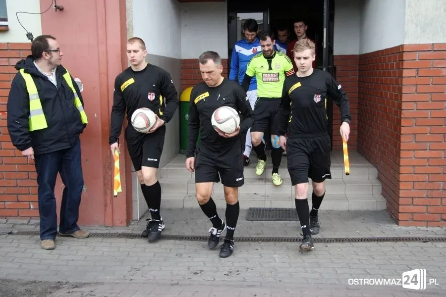 Ostrovia odprawia lidera z kwitkiem (zdjęcia, wideo)
