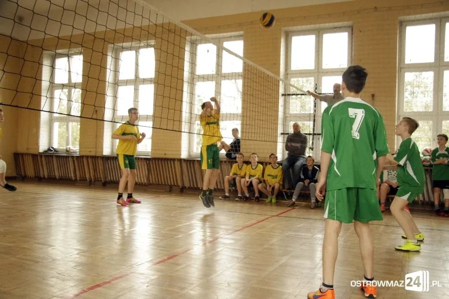 Szkolne ligi siatkówki zakończone (zdjęcia)
